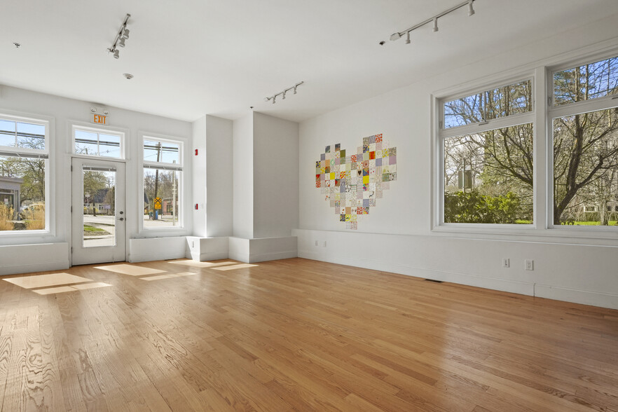 25 Spruce St, Acton, MA à vendre - Photo de l’immeuble – Image 2 sur 10
