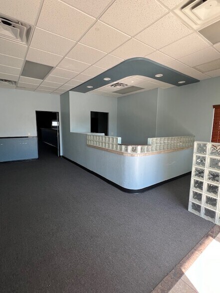 3933 E Edna Ave, Phoenix, AZ à louer - Photo de l’immeuble – Image 3 sur 18