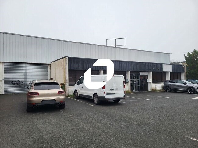 Plus de détails pour Local d'activités, Industriel/Logistique à louer