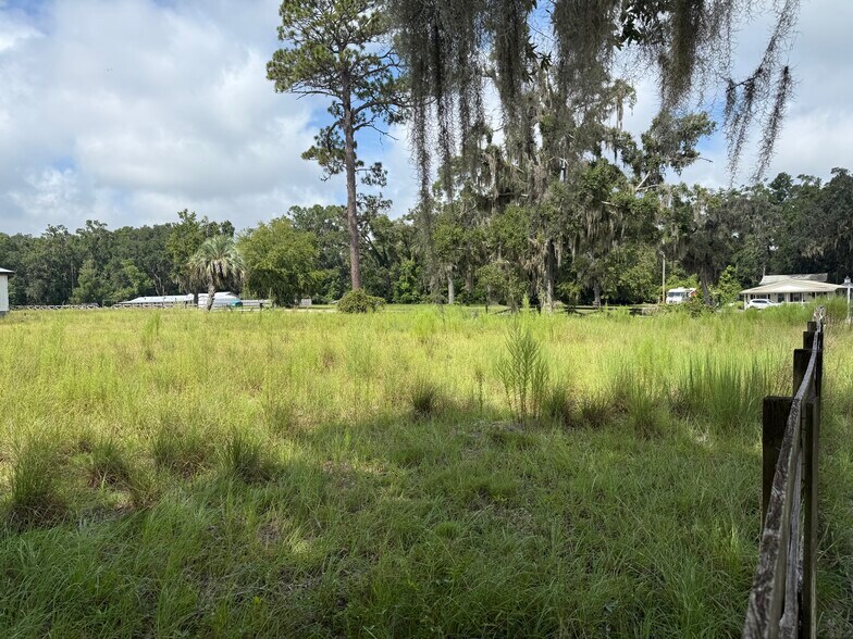 16817 FL-45, High Springs, FL à vendre - Photo de l’immeuble – Image 2 sur 6