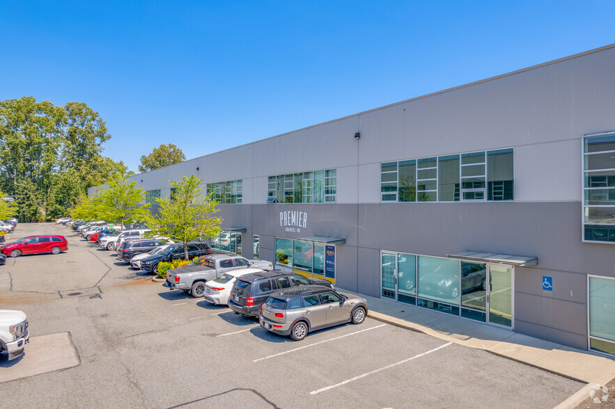 14273 Knox Way, Richmond, BC à louer - Photo de l’immeuble – Image 3 sur 4