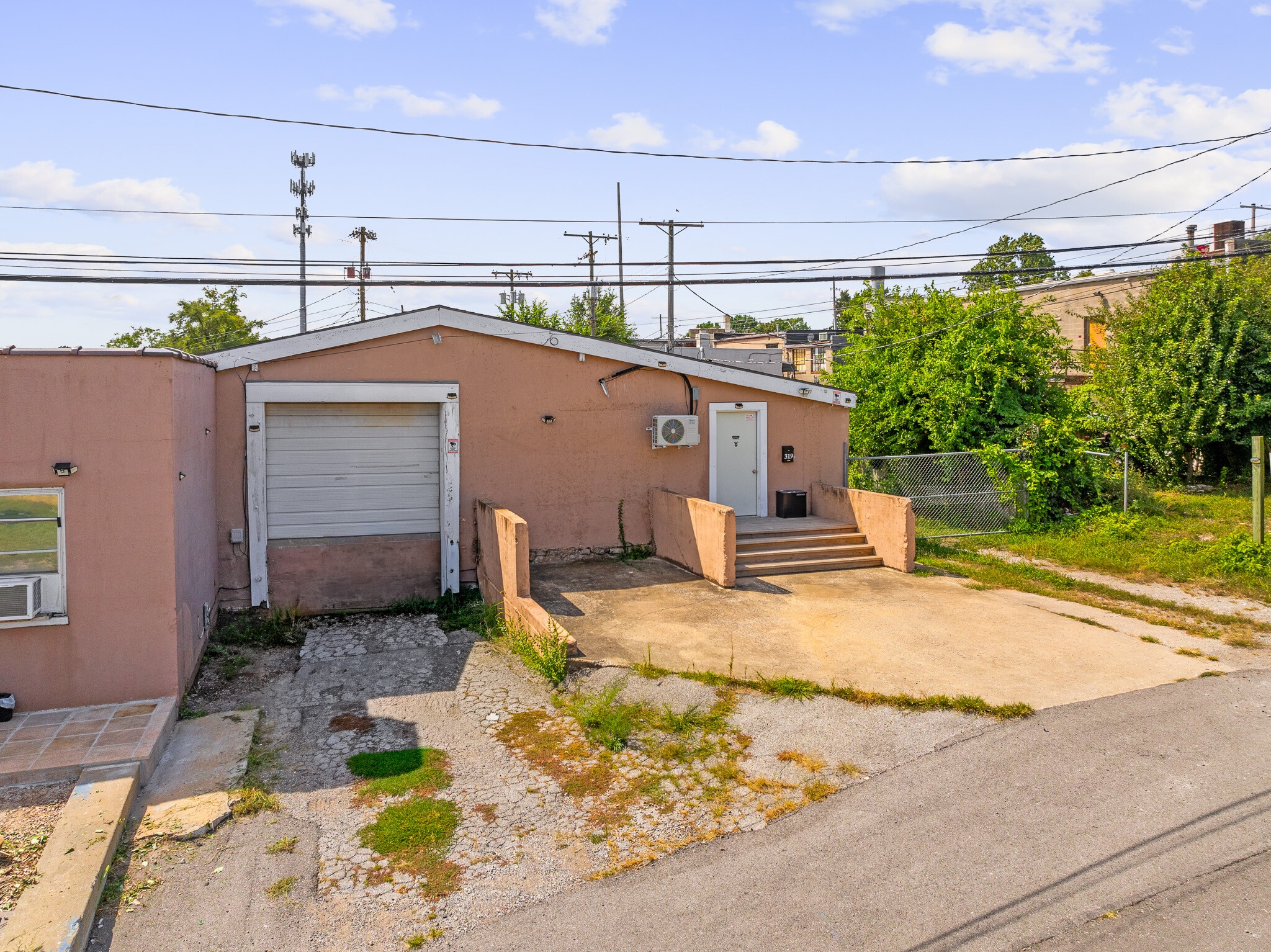 319 W 79th Ter, Kansas City, MO à louer Photo intérieure– Image 1 sur 10