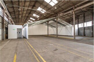 Plus de détails pour 249-251 S Mission Rd, Los Angeles, CA - Industriel/Logistique à louer
