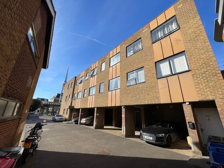 St Marys Walk, Maidenhead à louer - Photo de l’immeuble – Image 2 sur 2