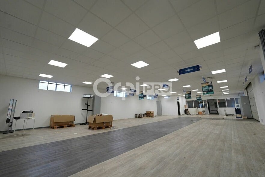 21 Rue Jean Jaurès, Meyzieu à louer - Photo intérieure – Image 3 sur 10