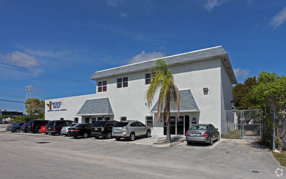 1165 NW 55th St, Fort Lauderdale, FL à vendre - Photo principale – Image 1 sur 3