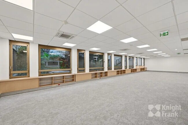 Plus de détails pour 6 Avenue Marceau, Paris - Bureau à louer