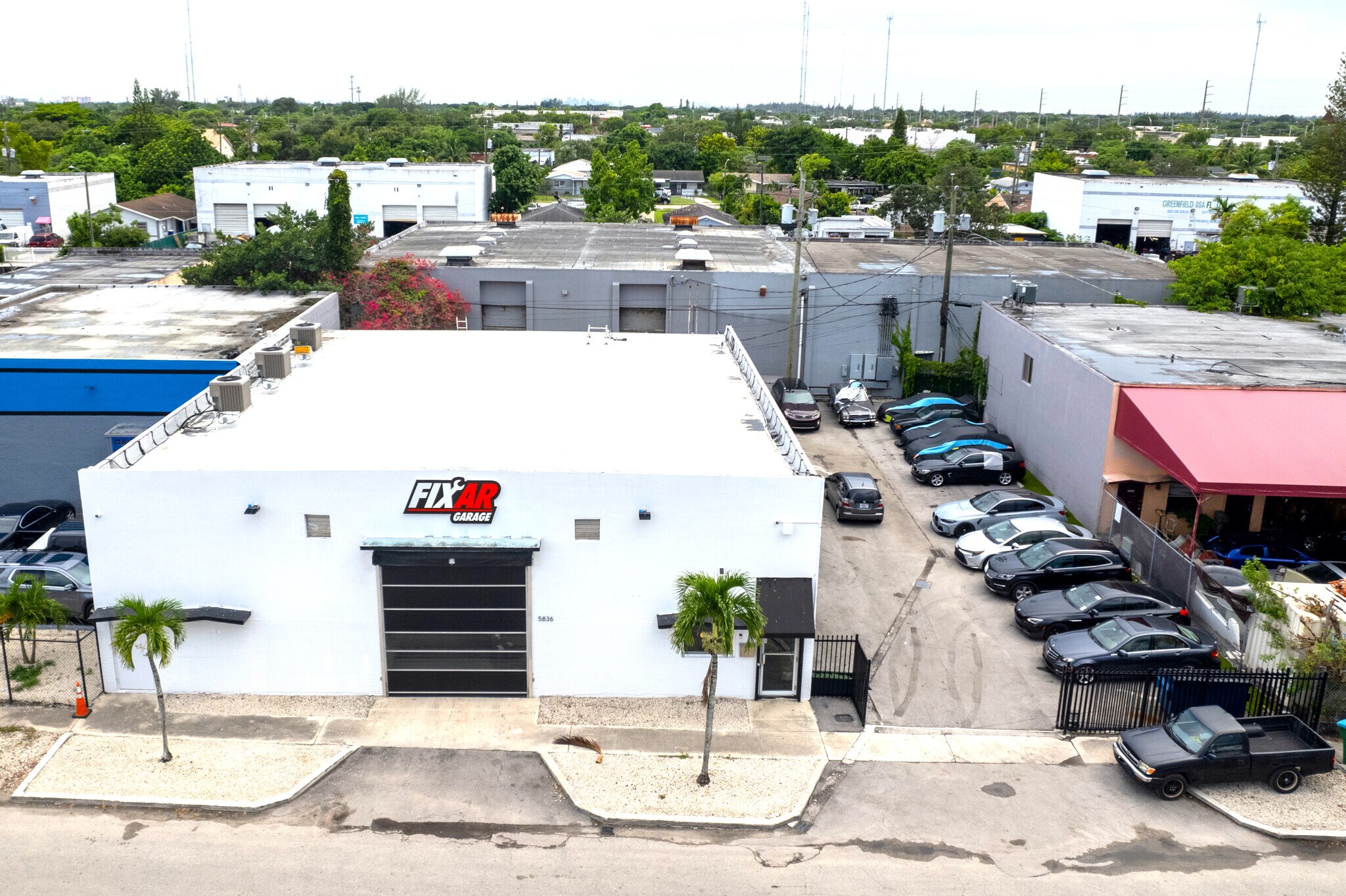 5836 Rodman St, Hollywood, FL à vendre Photo de l’immeuble– Image 1 sur 11