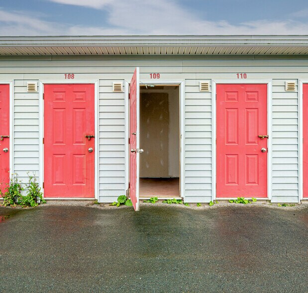 6 Mills Dr, Goodwood, NS à vendre - Photo de l’immeuble – Image 2 sur 5
