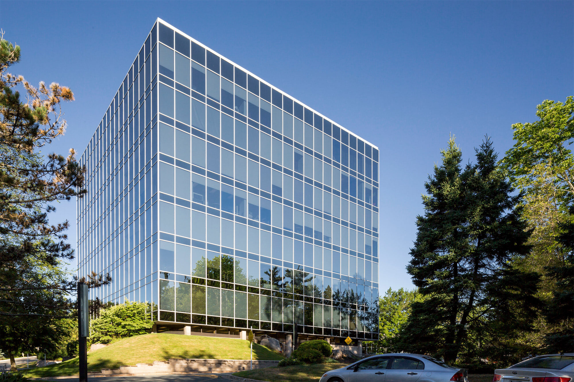 2717 Joseph Howe Dr, Halifax, NS à louer Photo principale– Image 1 sur 2