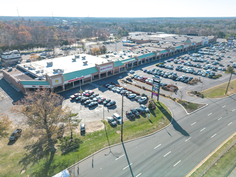 1a Route 37 W, Toms River, NJ à louer - Photo de l’immeuble – Image 1 sur 6