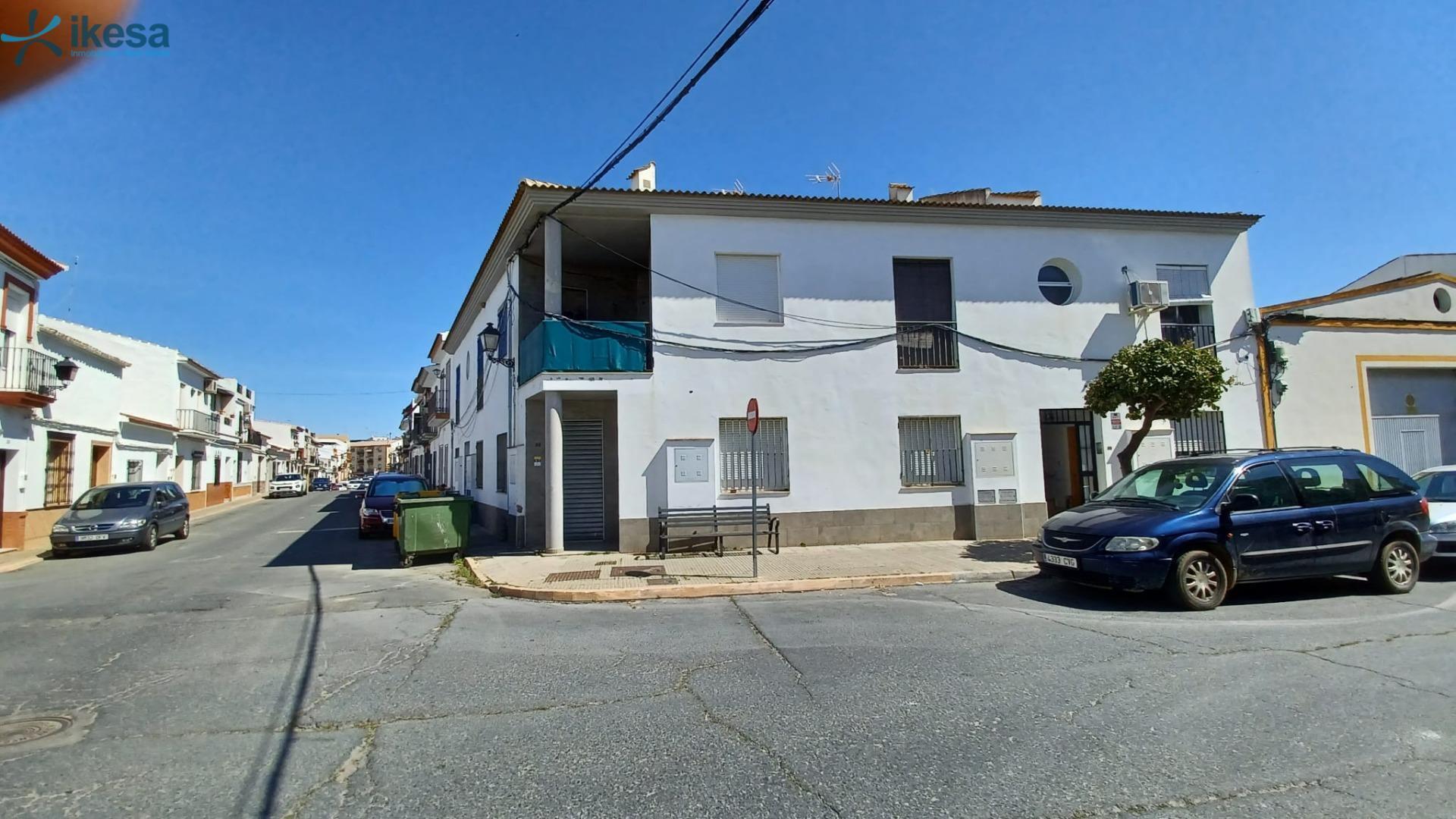 dans Bollullos Par del Condado, Huelva à vendre Photo de l’immeuble– Image 1 sur 2