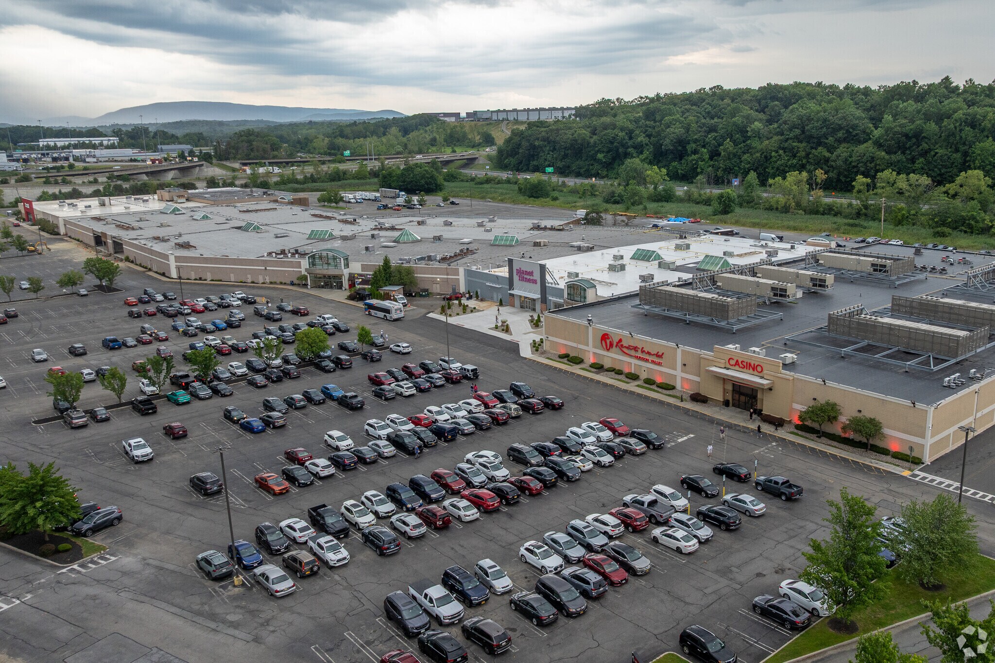 1401 Route 300, Newburgh, NY à louer Aérien– Image 1 sur 11