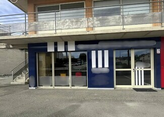 Plus de détails pour Local commercial à louer