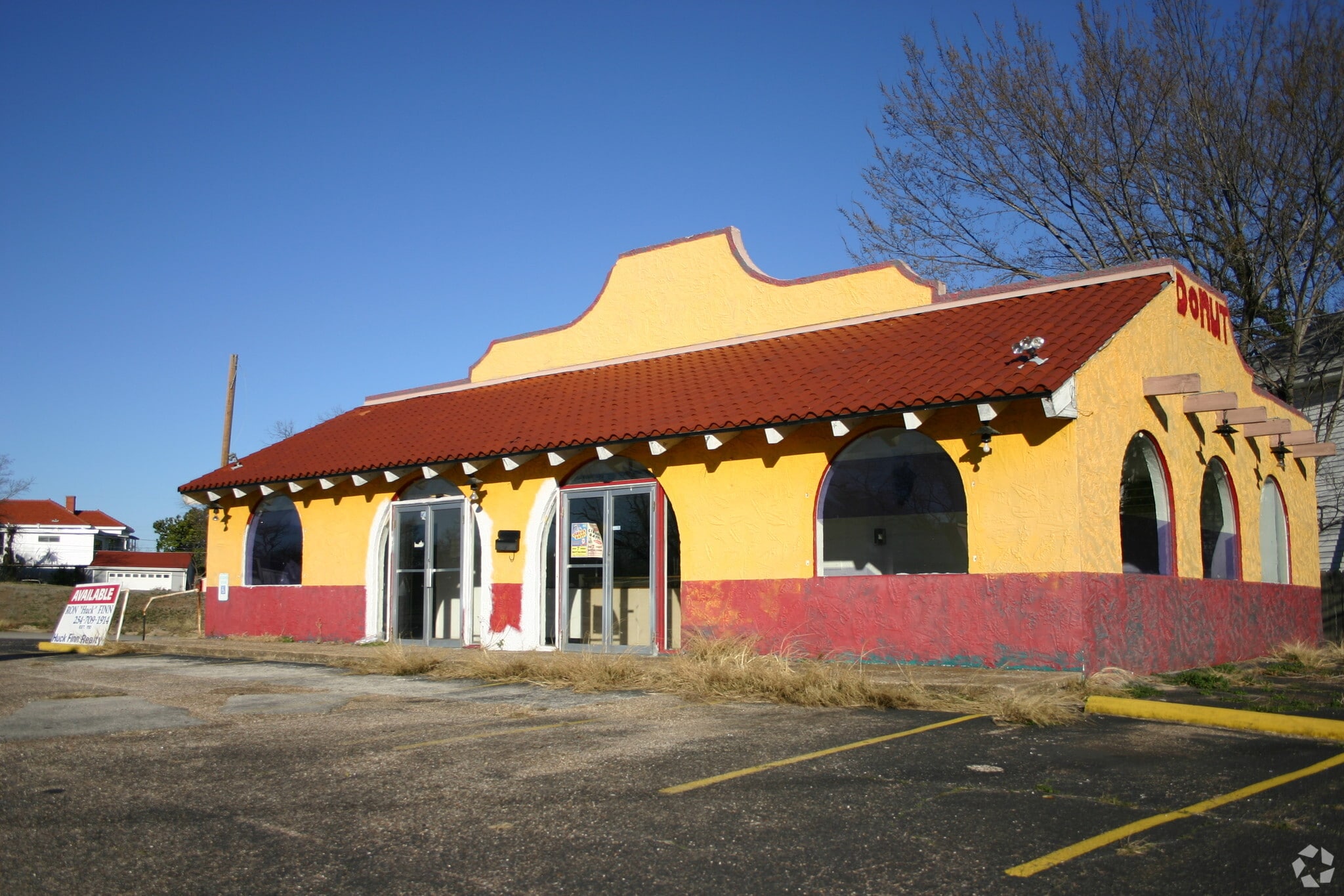 1300 W Waco Dr, Waco, TX à louer Photo principale– Image 1 sur 2