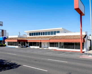 Plus de détails pour 6129 N Blackstone Ave, Fresno, CA - Local commercial à louer