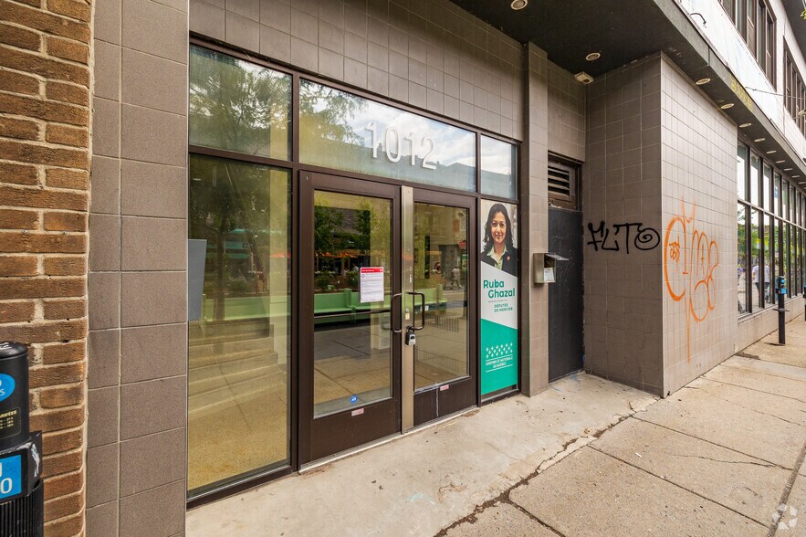 1000-1012 Av du Mont-Royal E, Montréal, QC à louer - Photo de l’immeuble – Image 3 sur 5