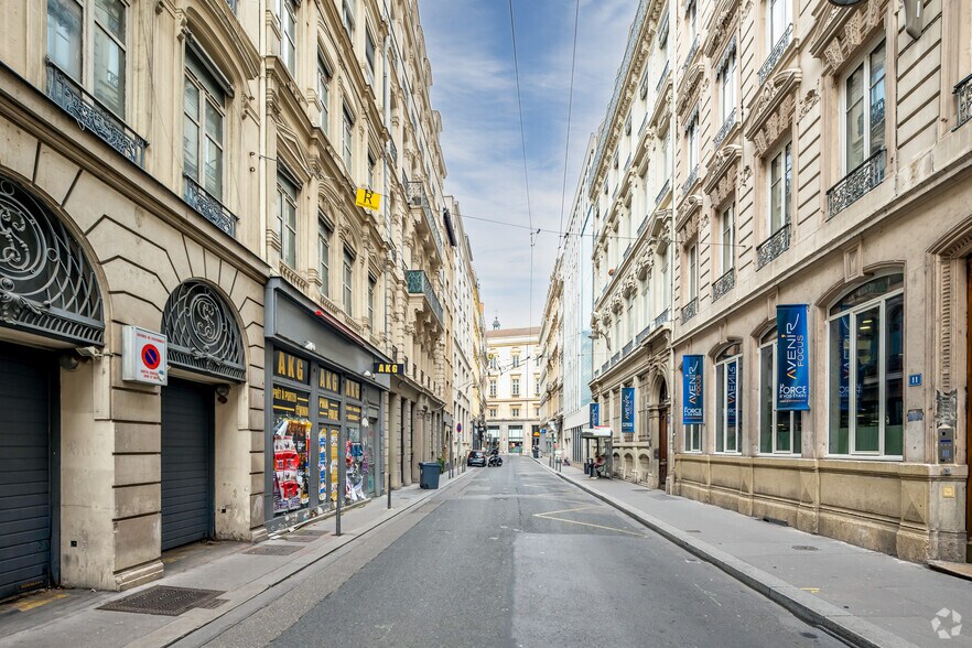 Bureau dans Lyon à louer - Photo de l’immeuble – Image 2 sur 3