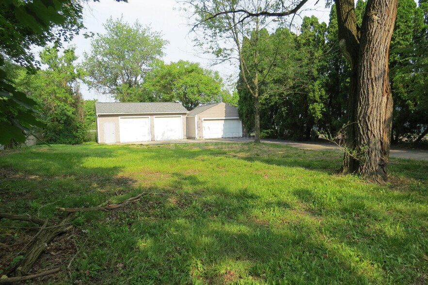 1416 Piedmont Ave, Akron, OH à vendre - Photo de l’immeuble – Image 3 sur 9