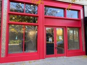 333 Great River Rd, Somerville, MA à louer Photo de l’immeuble– Image 2 sur 6