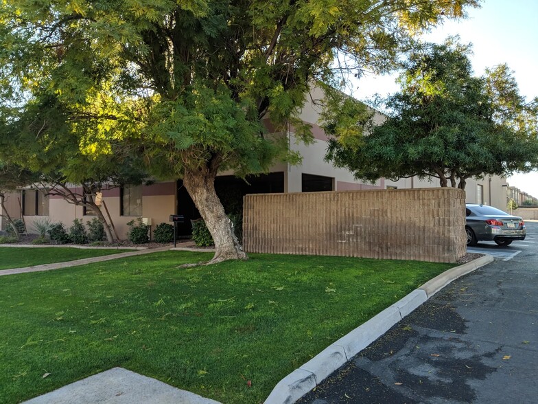 1817 W 4th St, Tempe, AZ à louer - Photo de l’immeuble – Image 2 sur 7