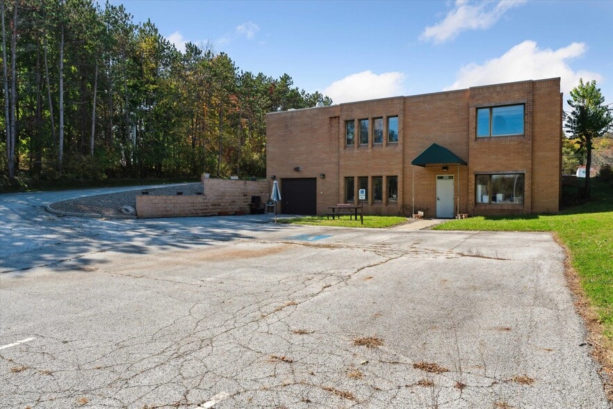 3333 Brecksville Rd, Richfield, OH à vendre - Photo de l’immeuble – Image 2 sur 48