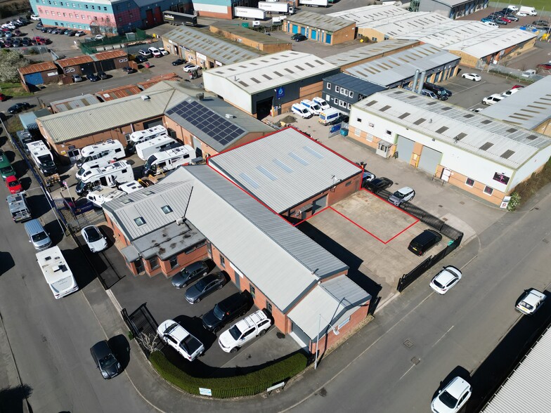 3 Kelsey Close, Nuneaton à louer - Photo de l’immeuble – Image 3 sur 8