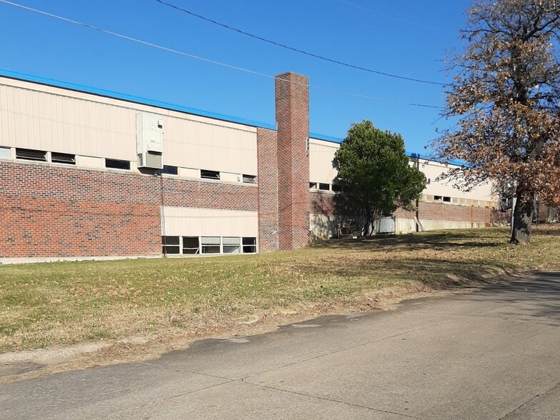 1401 E Cherokee Ave, Mcalester, OK à vendre - Photo de l’immeuble – Image 3 sur 19