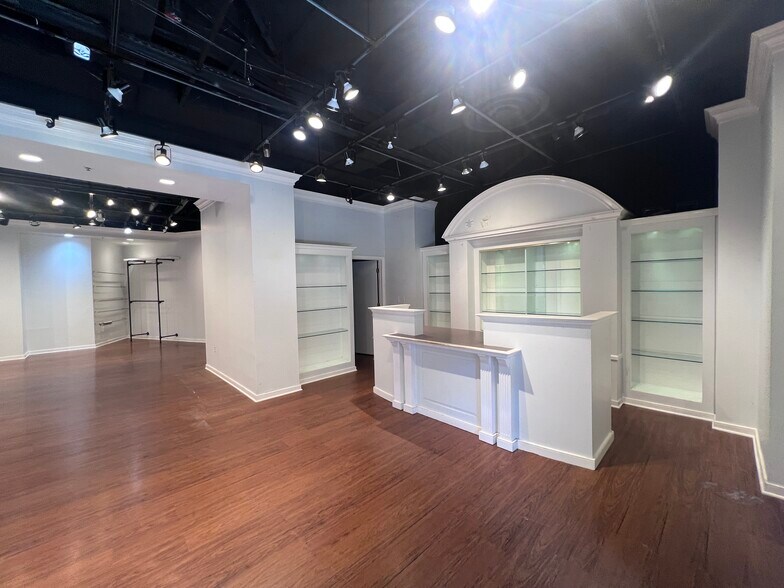 3401 38th St NW, Washington, DC à louer - Photo de l’immeuble – Image 3 sur 8
