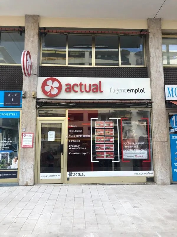 Plus de détails pour Local commercial à louer