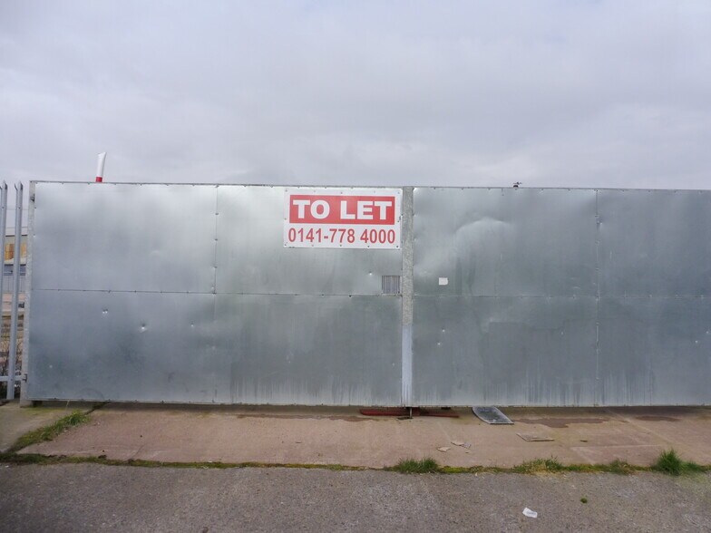 121 Barfillan Dr, Glasgow à louer - Photo de l’immeuble – Image 2 sur 4