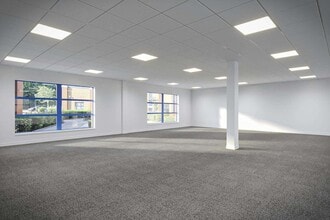 3 Links Court, Cardiff à louer Photo intérieure– Image 1 sur 2