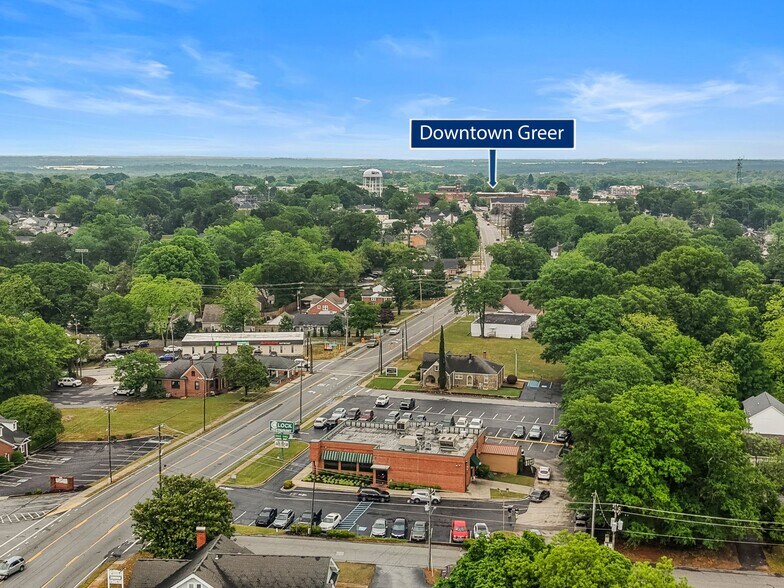 906 W Poinsett St, Greer, SC à vendre - Photo de l’immeuble – Image 3 sur 18