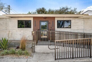 Plus de détails pour 112 SE 10th St, Delray Beach, FL - Bureau à louer