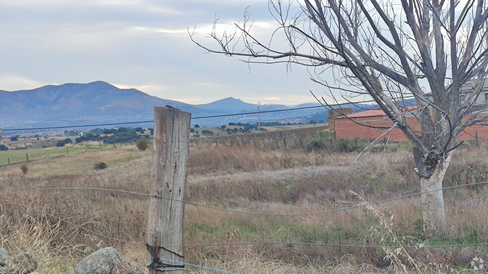 Terrain dans Zarzuela del Monte, Segovia à vendre - Photo de l’immeuble – Image 2 sur 7