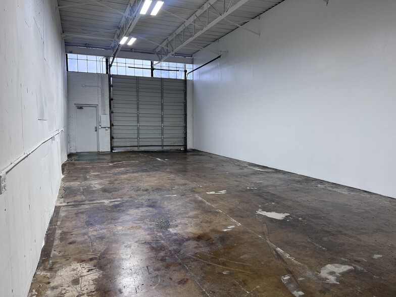 6115 Owens St, Dallas, TX à louer - Photo intérieure – Image 2 sur 4
