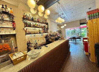 Plus de détails pour Local commercial à louer