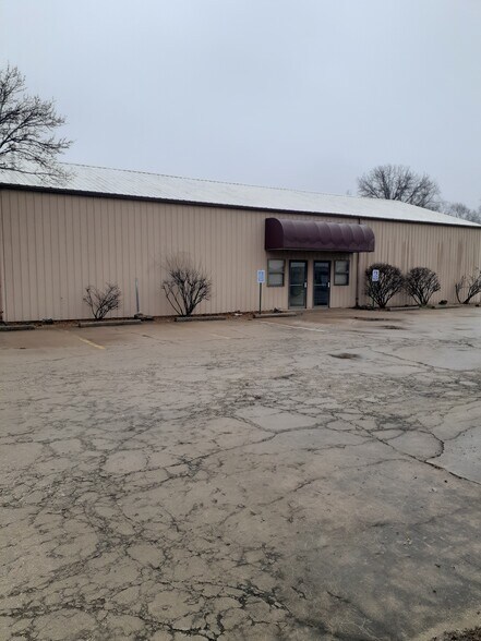 4310 Horseshoe Lake Rd, Pontoon Beach, IL à louer - Photo de l’immeuble – Image 2 sur 6