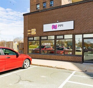 Plus de détails pour 100 Elizabeth Av, St. John's, NL - Logement à vendre