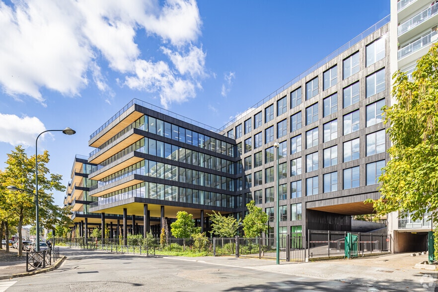 1-7 Rue Pierre Bérégovoy, Clichy à louer - Photo de l’immeuble – Image 3 sur 3