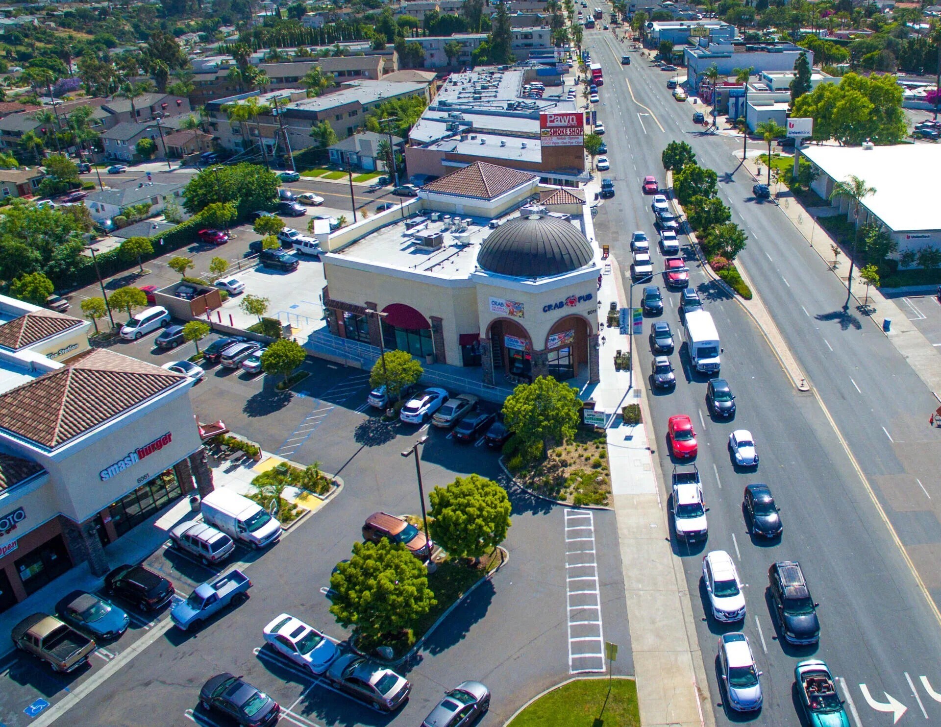 6011 El Cajon Blvd, San Diego, CA à louer Photo de l’immeuble– Image 1 sur 16