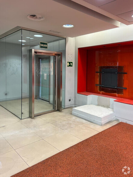 Bureaux/Local commercial dans Alcorcón, Madrid à louer - Photo intérieure – Image 1 sur 1