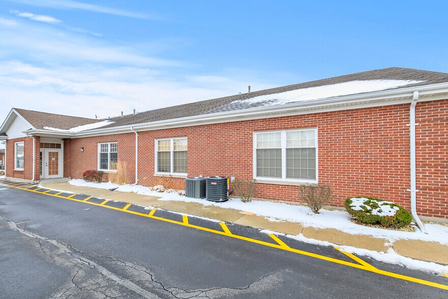 15859 S Ridgeland Ave, Oak Forest, IL à vendre - Photo de l’immeuble – Image 2 sur 15