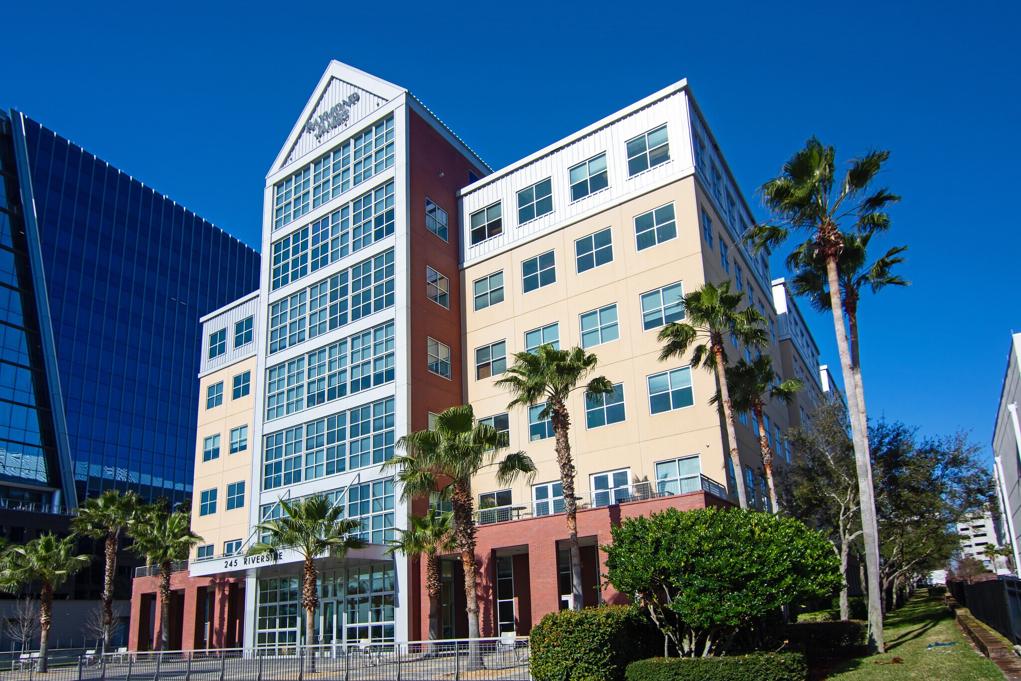 245 Riverside Ave, Jacksonville, FL à louer Photo principale– Image 1 sur 13