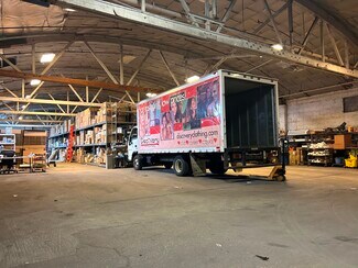 Plus de détails pour 4300 N Knox Ave, Chicago, IL - Industriel/Logistique à vendre