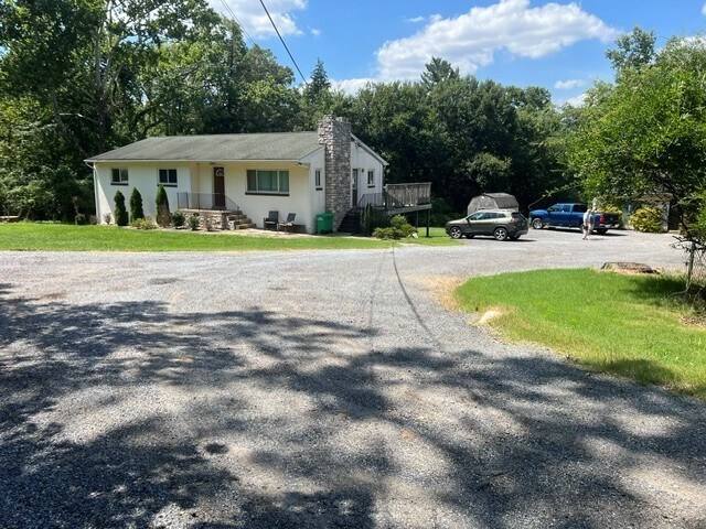 1612 Ferguson Ln, Fort Washington, MD à vendre - Photo de l’immeuble – Image 3 sur 22