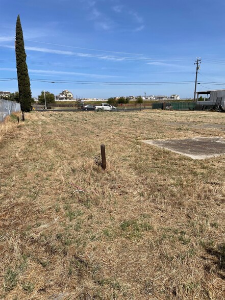 6401 Bethel Island Rd, Bethel Island, CA à louer - Photo de l’immeuble – Image 2 sur 4