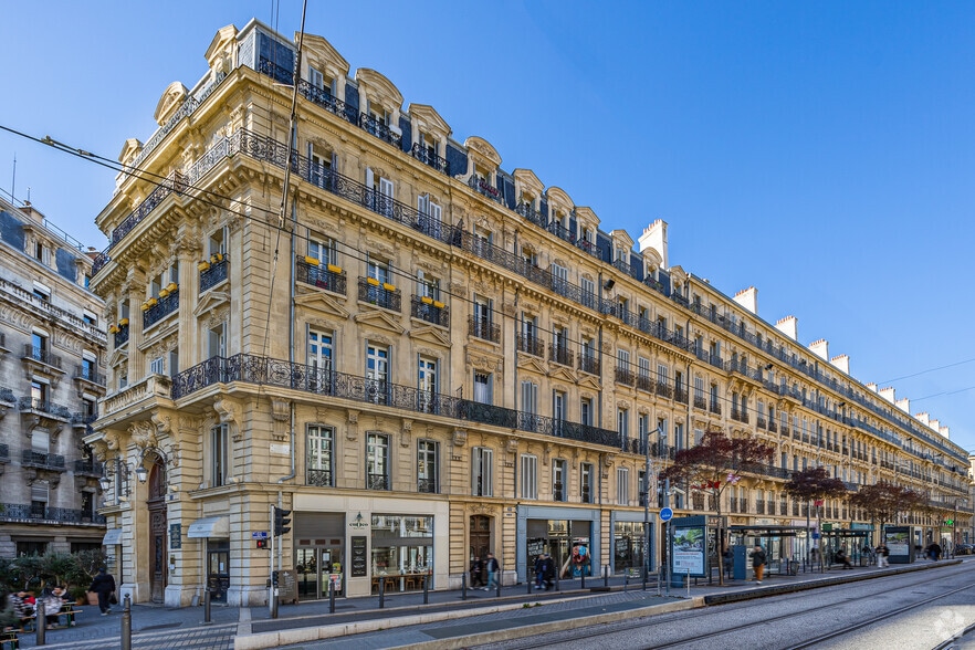 5 Place Sadi Carnot, Marseille à louer - Photo de l’immeuble – Image 3 sur 5