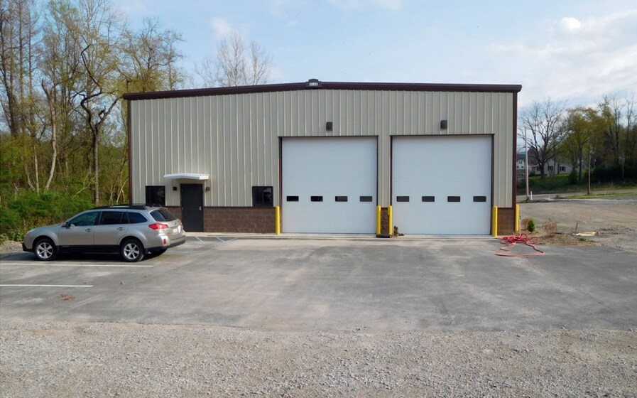 1622 Glass Ave, Fairmont, WV à louer - Photo de l’immeuble – Image 2 sur 8