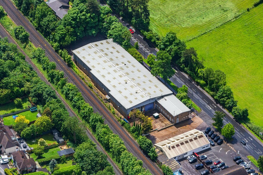 Brighton Rd, Coulsdon à louer - Photo de l’immeuble – Image 3 sur 32